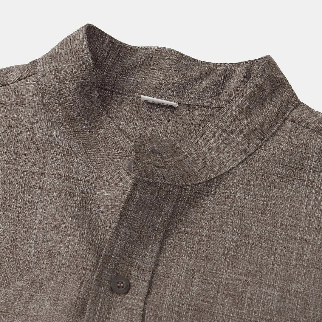 Classic men's relaxed fit short sleeve shirt, stand collar, a must-have for summer fashion.