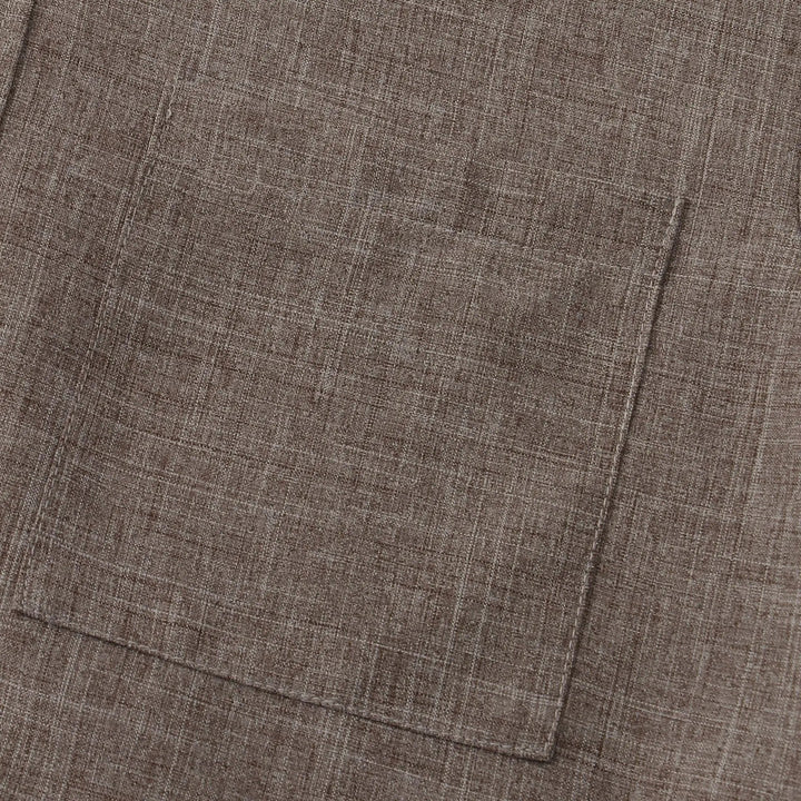 Versatile men's short sleeve shirt, relaxed fit, stand collar, perfect for warm weather.