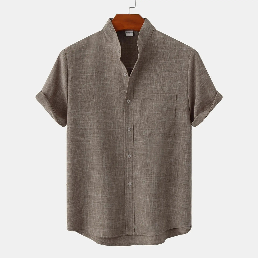 Striped short sleeve men's shirt, relaxed fit, stand collar, a casual choice for warm days.