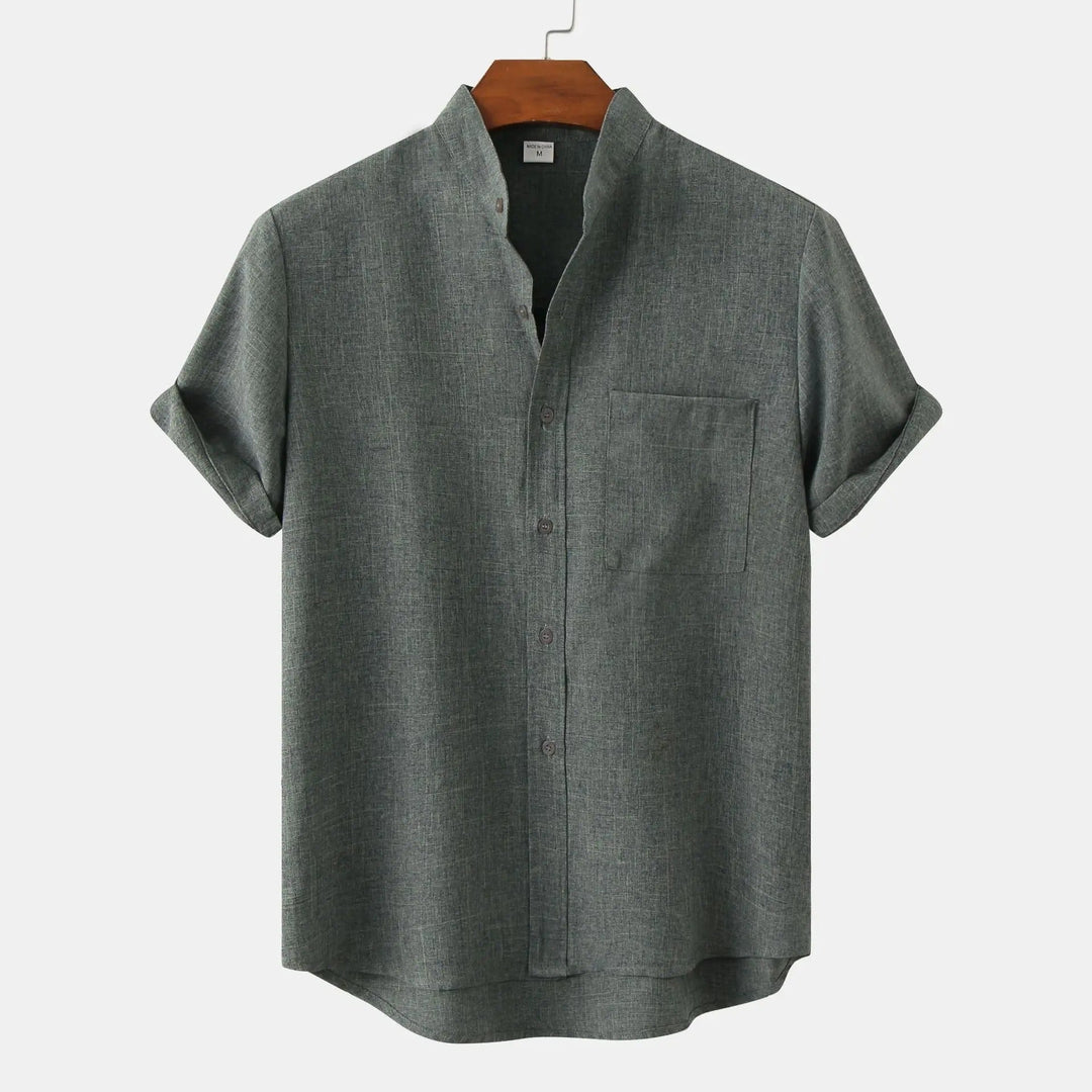 Everyday men's relaxed fit short sleeve shirt, stand collar, versatile summer fashion.