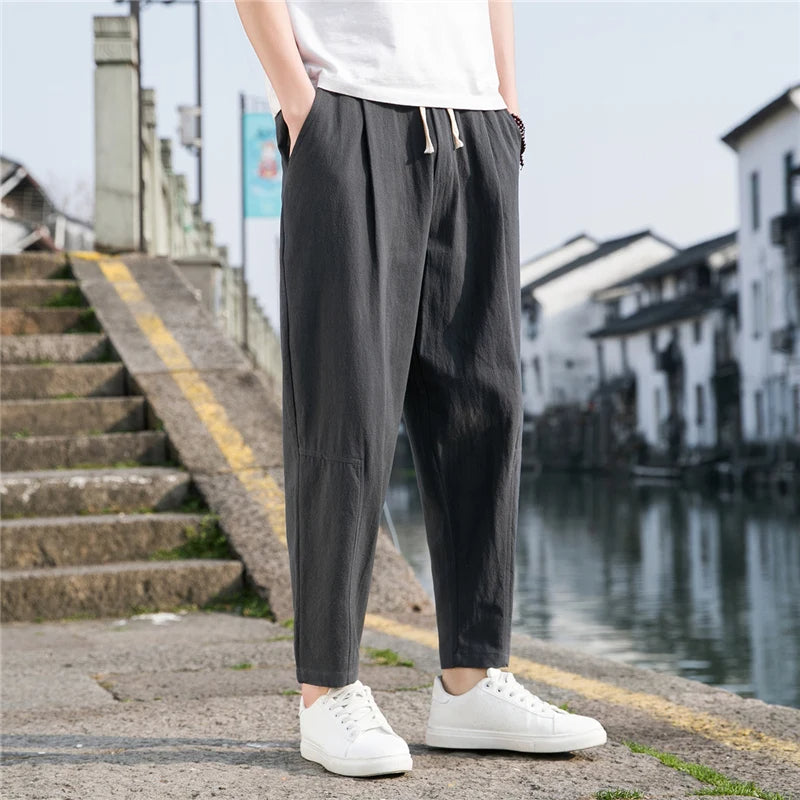 Versatile men's relaxed fit pants, ideal for summer, casual outings, or resort style.