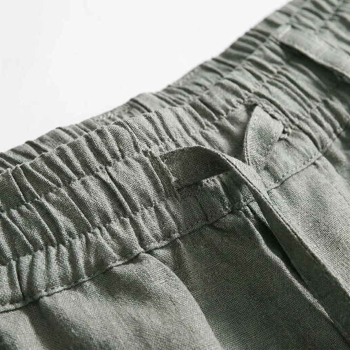 Men's drawstring summer pants. Straight leg, relaxed fit, ideal for warm weather comfort.