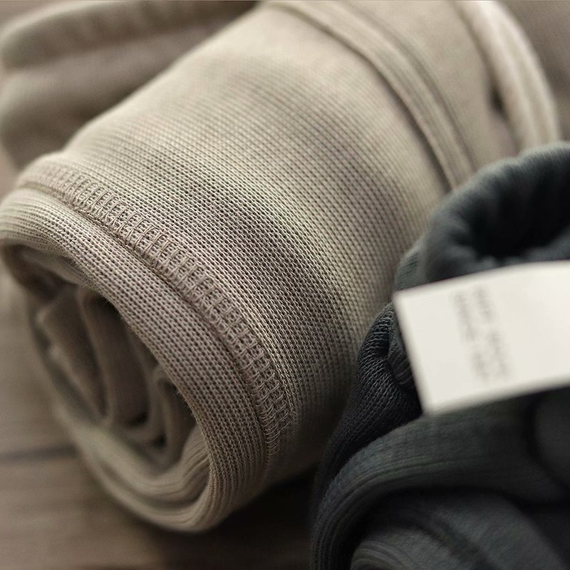 Stylish men's terry shorts, relaxed fit, ultimate comfort for summer, loungewear, or athletic activities.