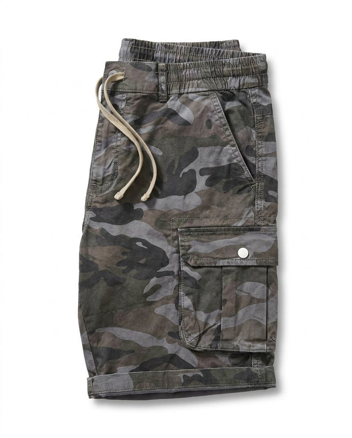 Men's summer-ready utility cargo shorts, relaxed fit, durable cotton blend, perfect for casual outfits.