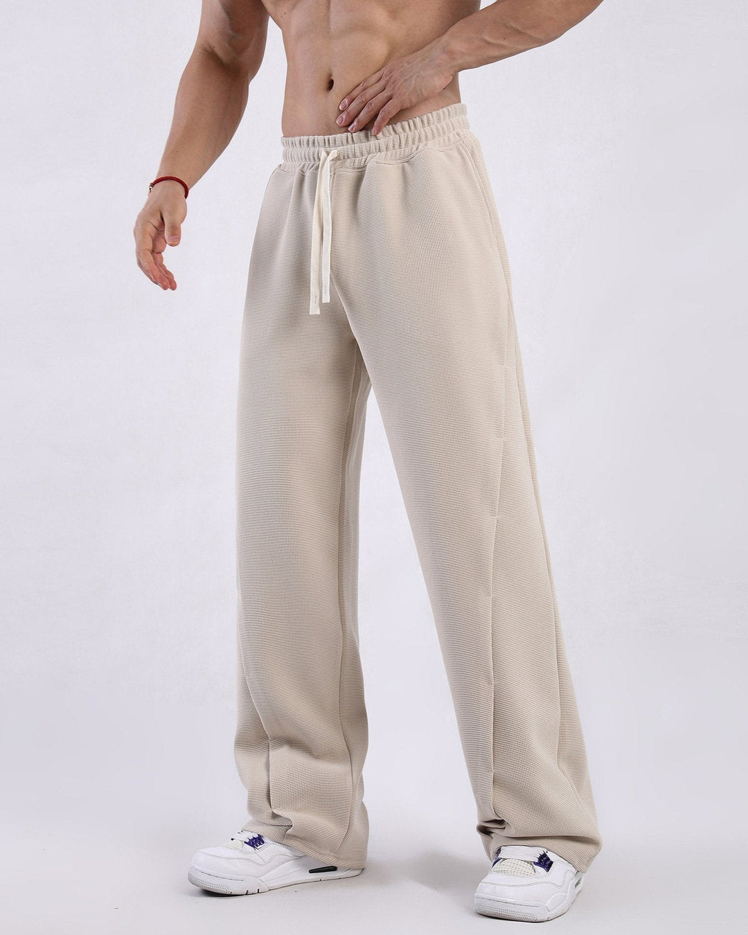 Everyday men's waffle sweatpants, relaxed fit, versatile casual pants for spring and summer comfort.