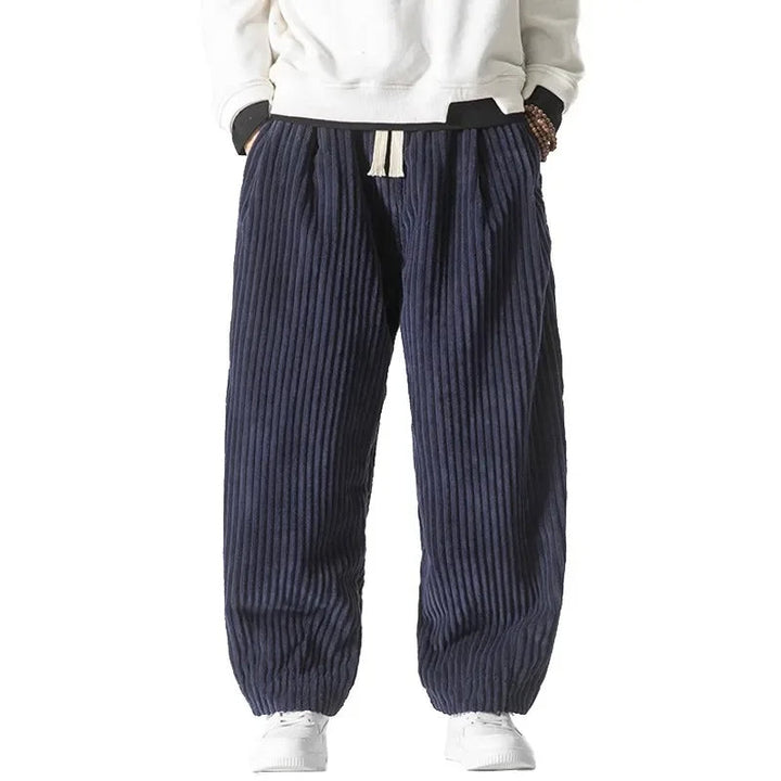 Men's relaxed fit drawstring wide leg pants, great for comfortable casual wear and a stylish weekend look.