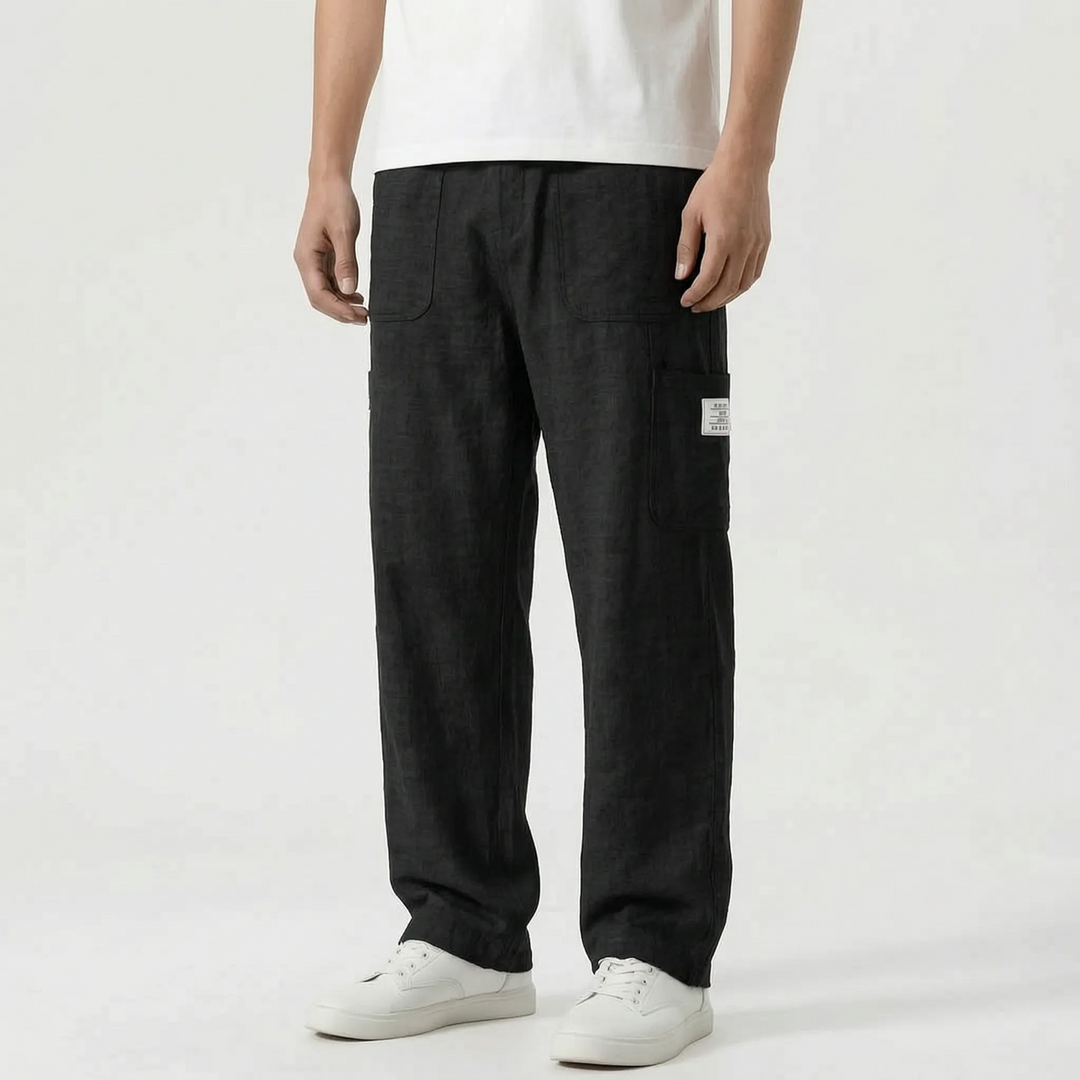 Men's straight-leg cargo pants: relaxed fit, drawstring, practical pockets. Versatile for casual summer streetwear.