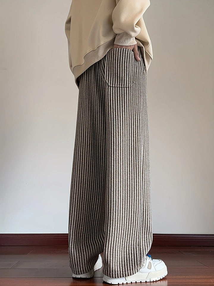 Casual men's straight-leg trousers with a relaxed fit, great for daily wear & comfort.