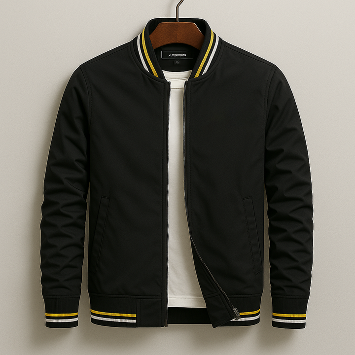 Front close-up of Renley field jacket, practical pockets & sturdy design. Durable, casual military style.