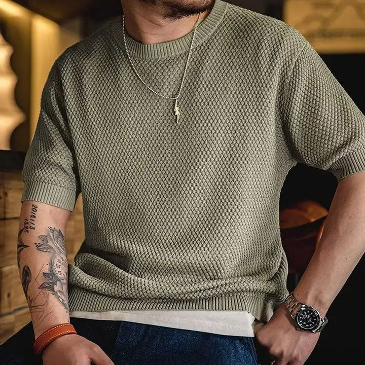 Men's retro knit tee, a vintage-inspired short-sleeve top for modern casual style. Comfortable & lightweight summer wear.