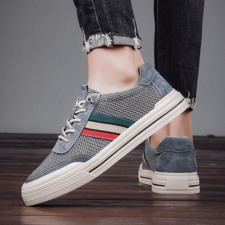 Comfortable men's retro sporty sneakers in brown and blue, great for casual, everyday walking.