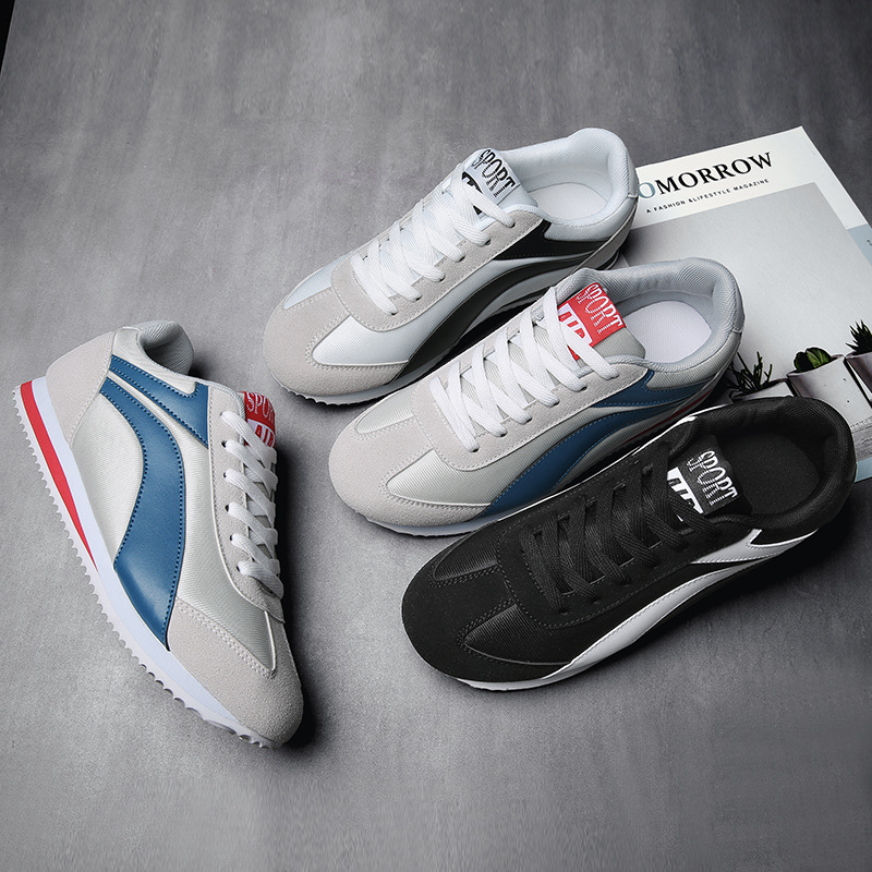 Comfortable men's athletic retro style casual shoes, great for daily wear.