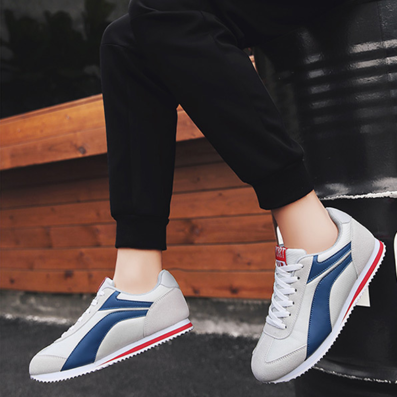 Men's retro sneakers offering ultimate comfort for a stylish casual outfit.
