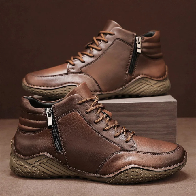 Stylish black men's ankle boots, durable design for fall & winter, with all-day comfort.