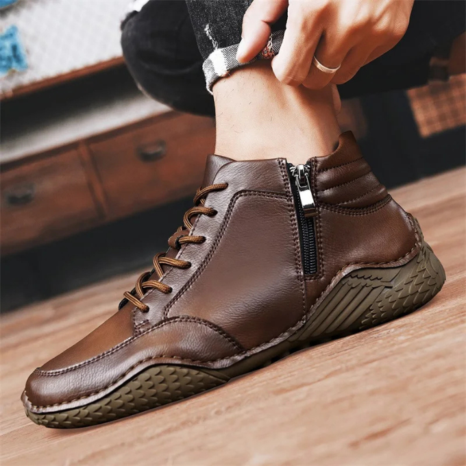 Men's Rover ankle boots in dark brown leather, showcasing rugged craftsmanship and quality.