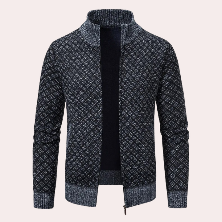 This Runia men's zip-up cardigan offers comfort and style with its attractive check pattern.