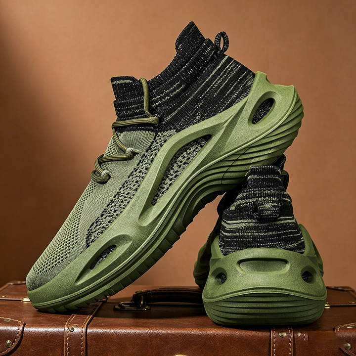 Lightweight Sable men's athletic shoes, perfect for walking and everyday comfort footwear.