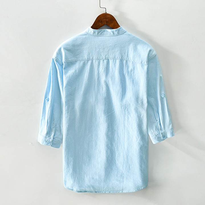 Stylish men's casual resort wear shirt. Breathable button-down, perfect for summer fashion, vacation, and travel.
