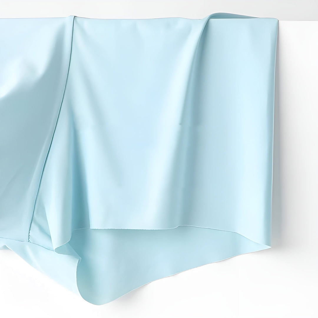 Men's essentials: seamless boxer briefs in various colors for everyday comfort.