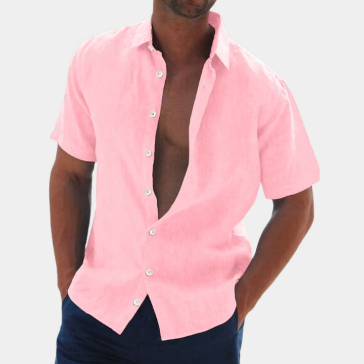 Comfortable men's short sleeve casual shirt in breathable linen. Ideal button-up for warm weather fashion.