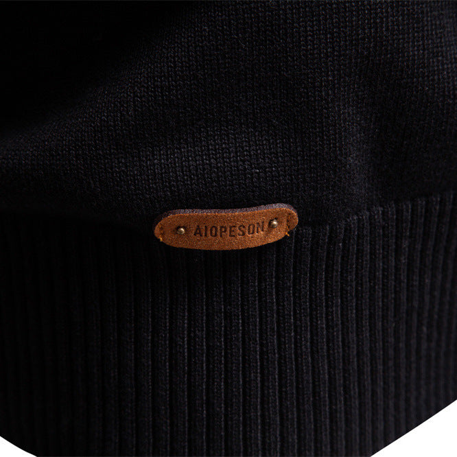 Comfortable men's half-zip knit sweater. Siena pullover for versatile layering and polished style.