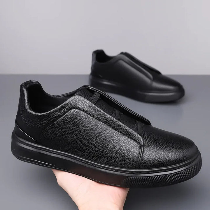 Durable men's fashion sneakers, featuring stain & water-resistant properties for active men's style.
