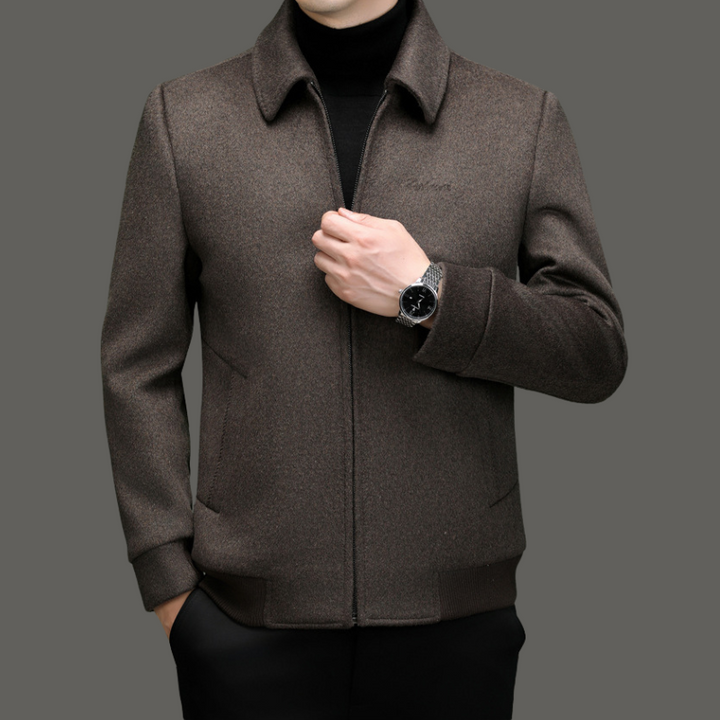 Business casual men's versatile zip-front jacket, perfect for smart layering & stylish comfort.