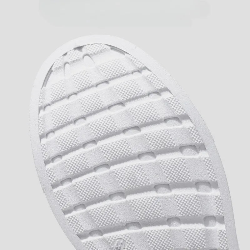 Classic men's fashion sneakers with a sleek design, offering everyday comfort & style for modern wardrobes.