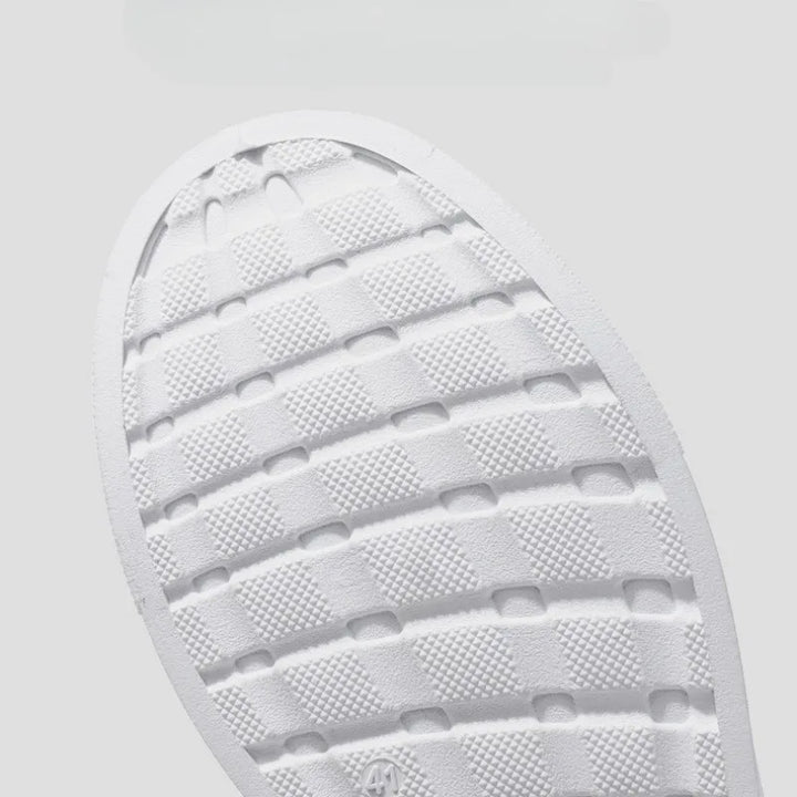 Classic men's fashion sneakers with a sleek design, offering everyday comfort & style for modern wardrobes.