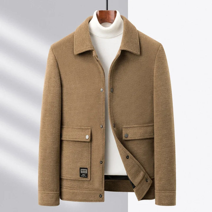 Gray men's urban jacket, ideal for everyday wear. Stylish, comfortable fit, all-season casual outerwear.