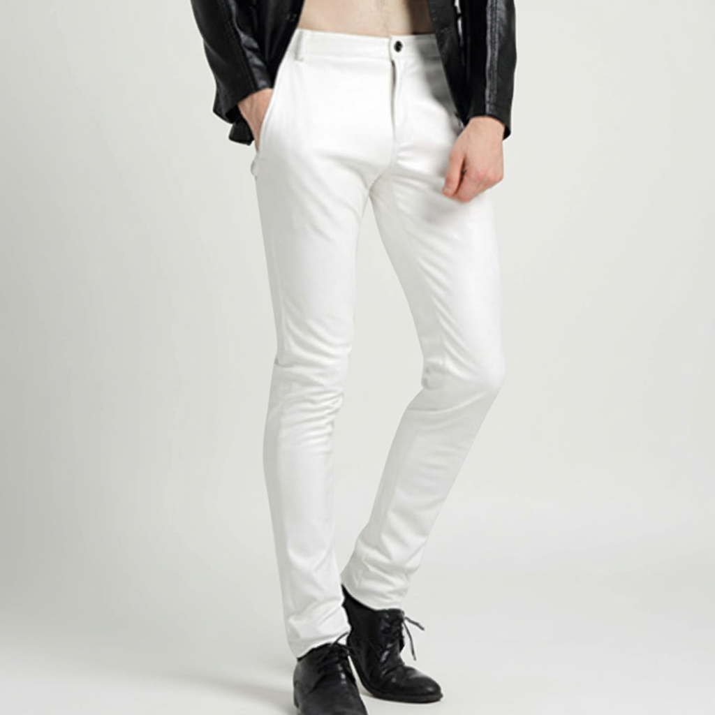 Tapered black vegan leather pants for men, Oscar slim fit, suitable for various occasions.