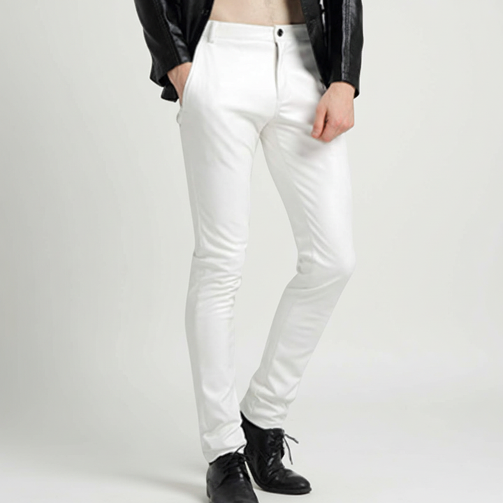 Tapered black vegan leather pants for men, Oscar slim fit, suitable for various occasions.