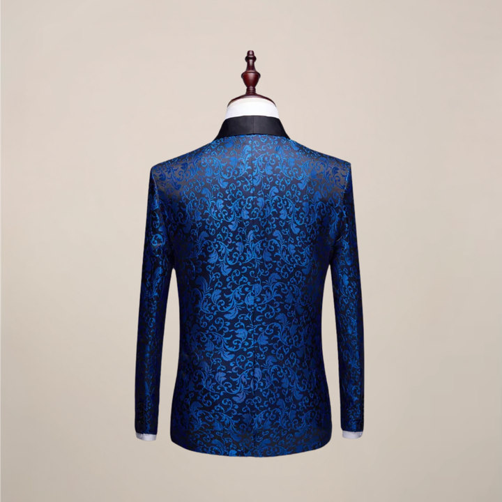 Close-up of men's elegant slim fit tuxedo blazer with satin lapels, ideal for gala & wedding.