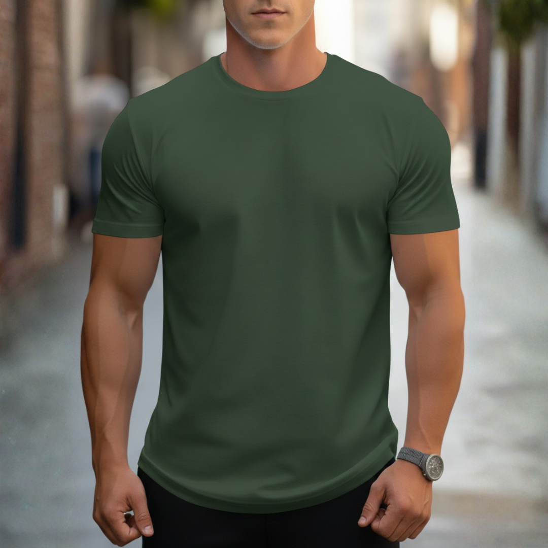 Clean look men's slim fit crew neck t-shirt with short sleeves, for effortless everyday style.