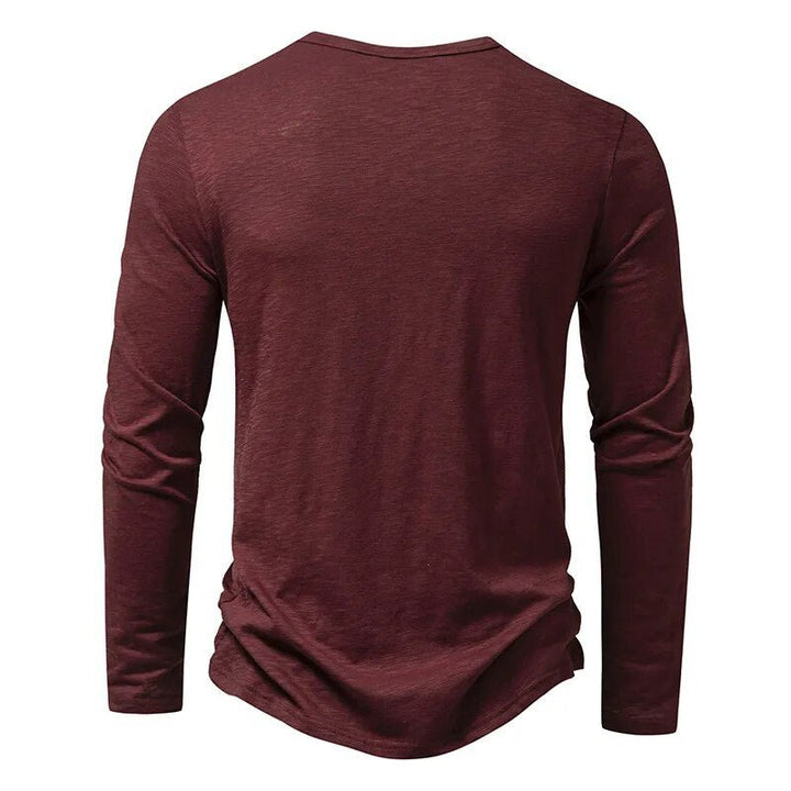 Effortless men's slim fit Henley in charcoal, a comfortable top perfect for all seasons.