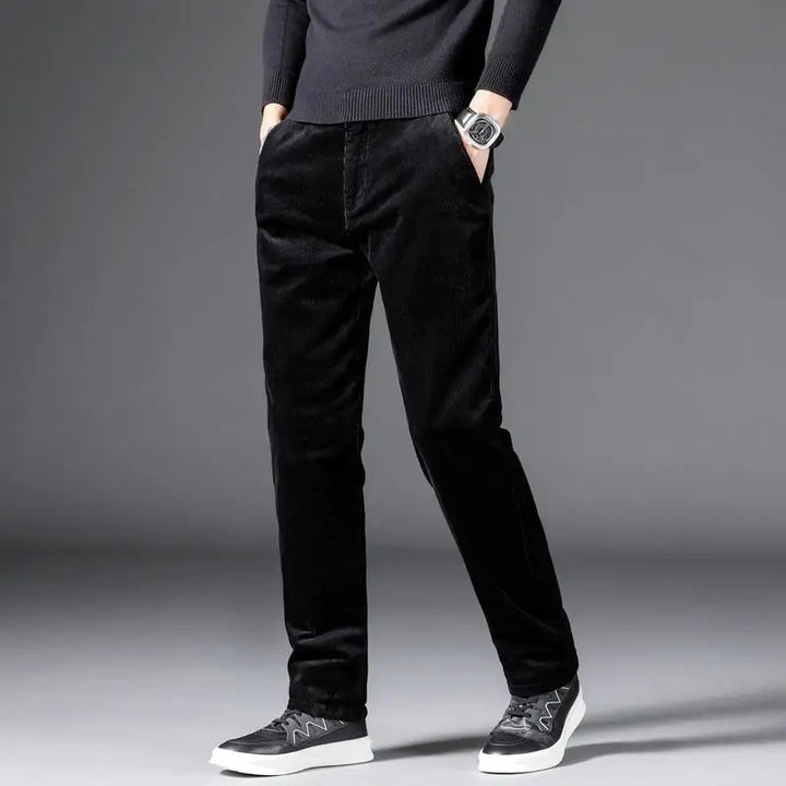 Comfortable men's slim fit pants designed for a sleek, modern silhouette & everyday wear.