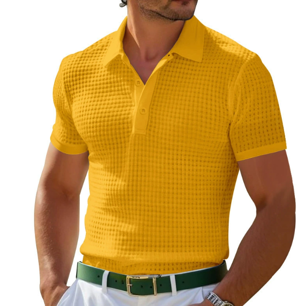 Comfortable men's textured polo shirt with point collar, ideal for smart casual and everyday style.
