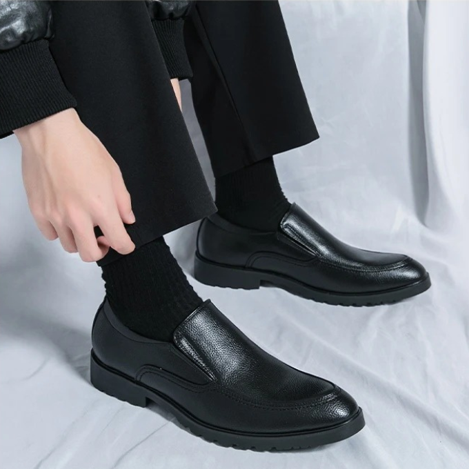 Men's comfort loafers, easy slip-on shoes for a refined casual or dressy look.