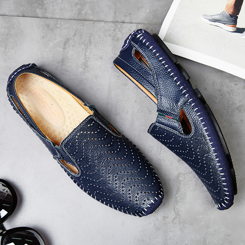 Classic men's slip-on loafers, designed for superior cushioning and supportive daily wear.