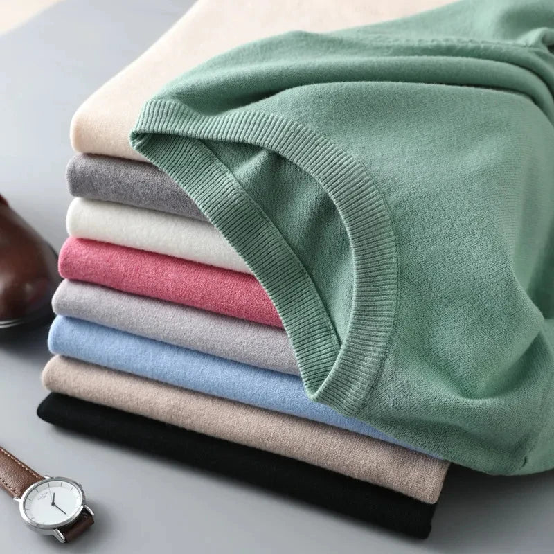 Men's soft comfort tee in light gray. Perfect for everyday casual wear & versatile layering.