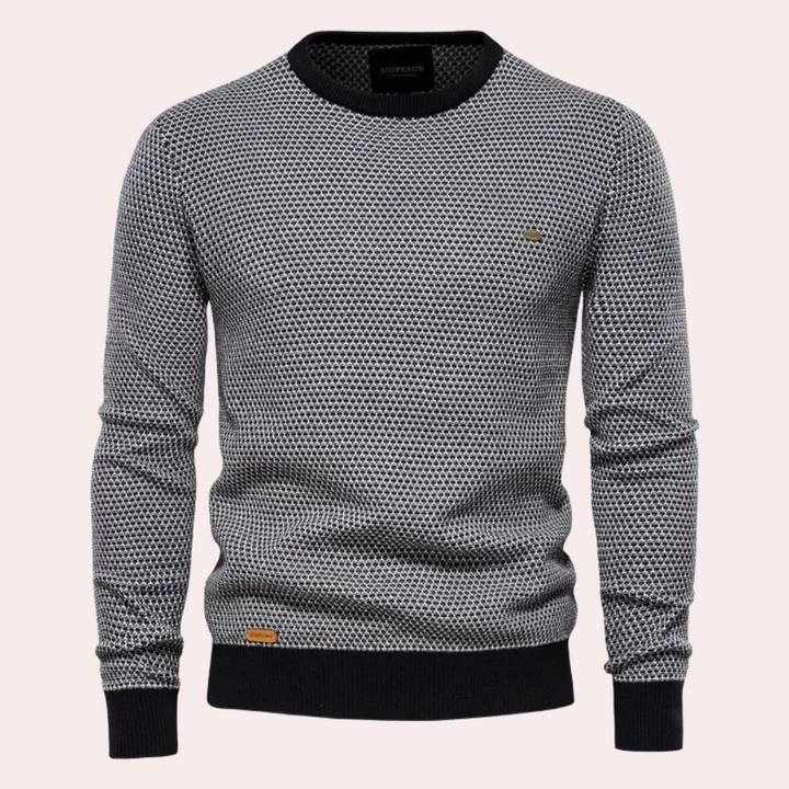 Stylish men's everyday sweater, soft and warm, perfect for casual outfits.
