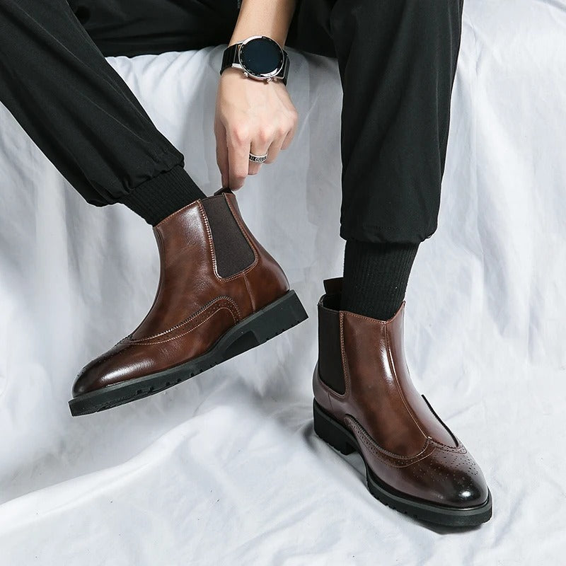 Modern men's sophisticated ankle boots, slip-on Chelsea style for any outfit.