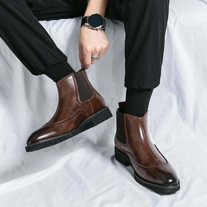 Modern men's sophisticated ankle boots, slip-on Chelsea style for any outfit.