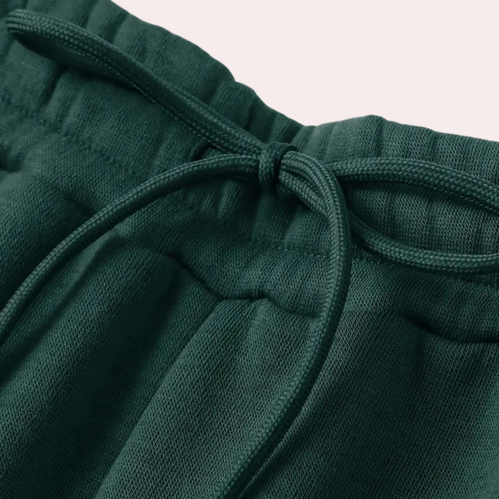 Men's performance tracksuit jacket, ideal for workouts, sports, or a sporty casual look. Activewear top.