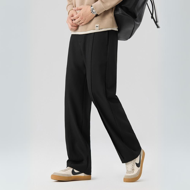 Comfortable, lightweight men's Sterling pleated trousers with a relaxed fit for all-day wear.