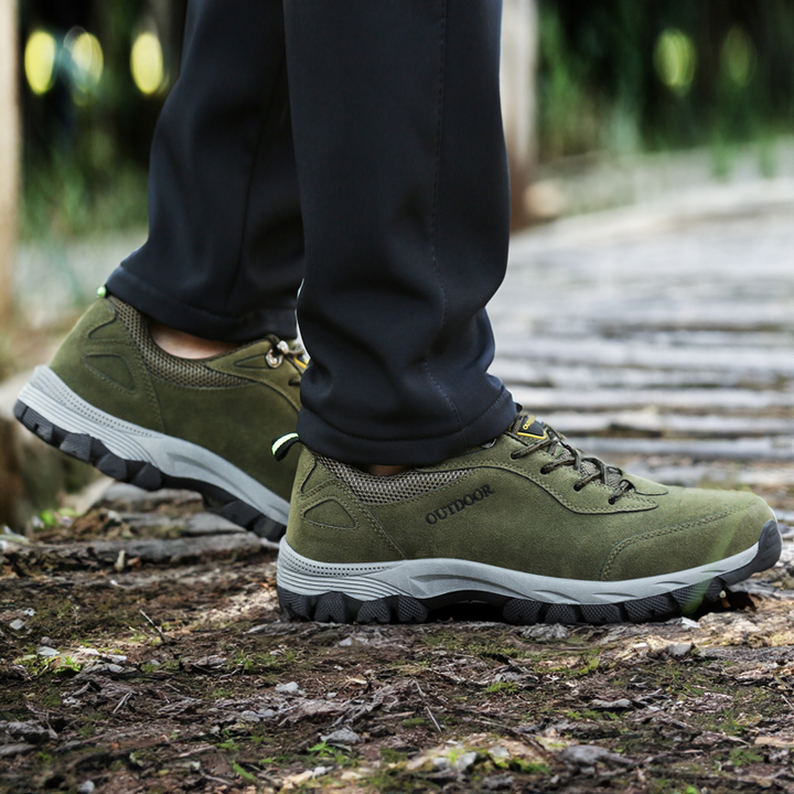 StrideComfort men's walking shoes featuring ergonomic design, ultimate foot support, and advanced pain relief.