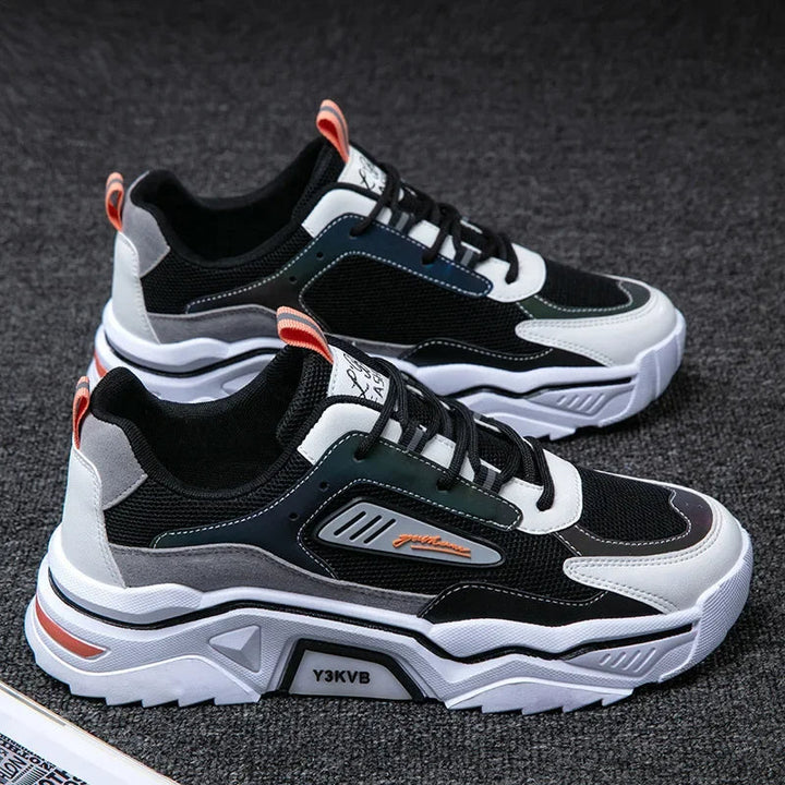 Activewear men's running shoes, black/green, featuring ultimate comfort and a modern sporty design.