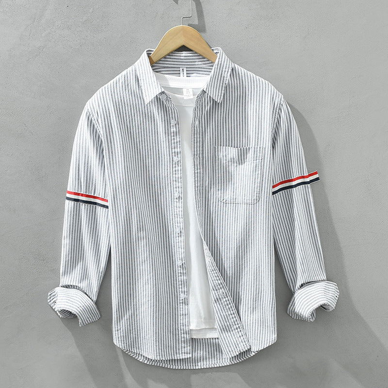 Lightweight men's striped casual shirt. Versatile for everyday wear & modern fashion.