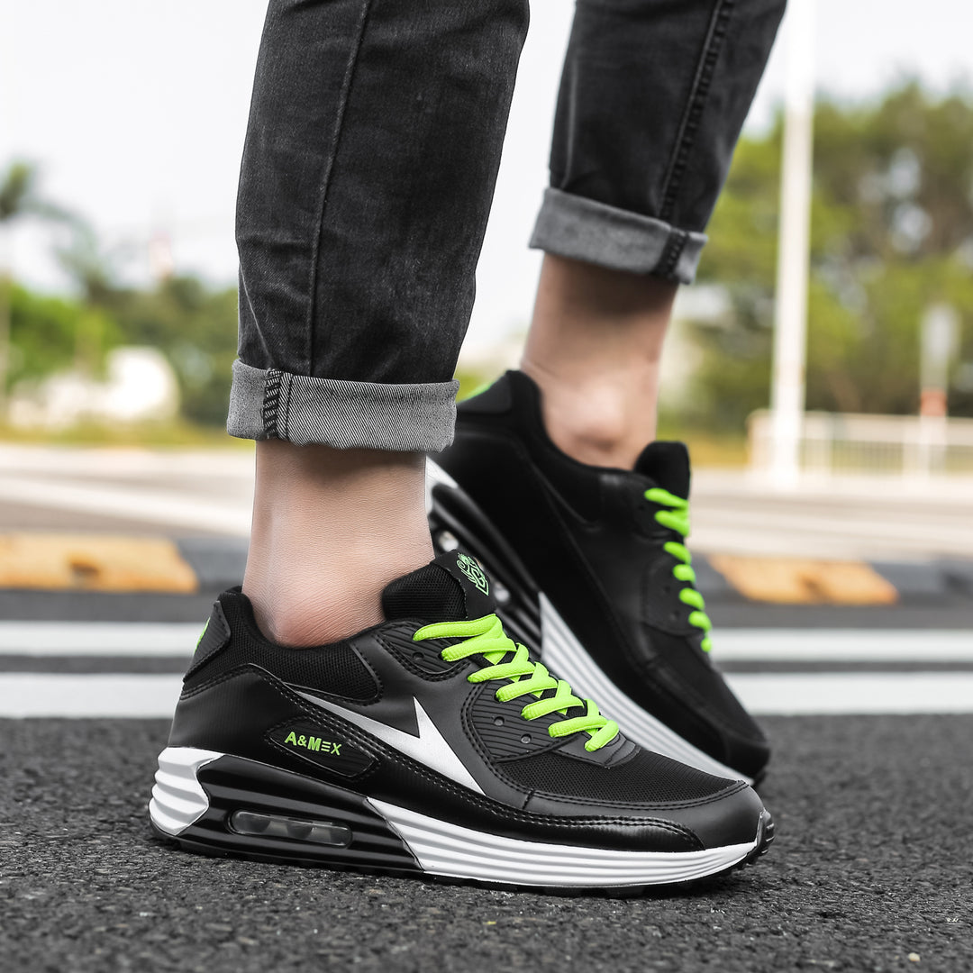 Men's stylish casual sneakers, versatile for gym, street, and all-day comfort.
