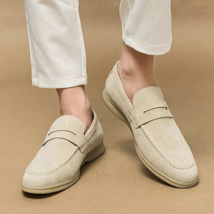 Versatile men's slip-on loafers. Stylish & comfortable for both formal events and casual wear. Modern men's fashion.
